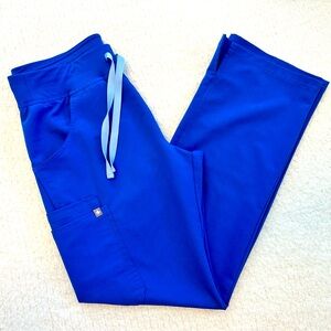 FIGS Kade Cargo Scrub Pants size small